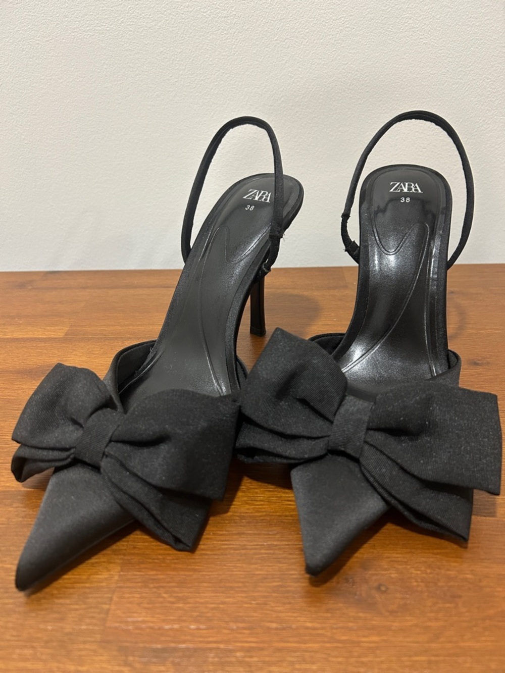 ZARA Black Pointed-Toe Slingback Heels with Oversized Bow